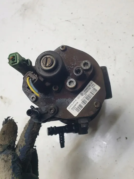 Injectiepomp Nissan Micra K12 1.5 DCI 8200057346C image 2