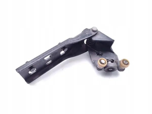 Vauxhall Vivaro Höger Bak 2015 Buss 4/5dr 777647086R image 4