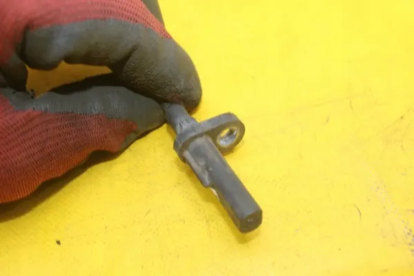 ABS Sensor Rechts Achter Fiat Talento Opel Vivaro III 479004618R image 3