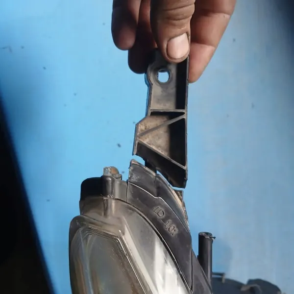 OPEL MERIVA B OIKEA ETULAMPPU 13253630 image 6