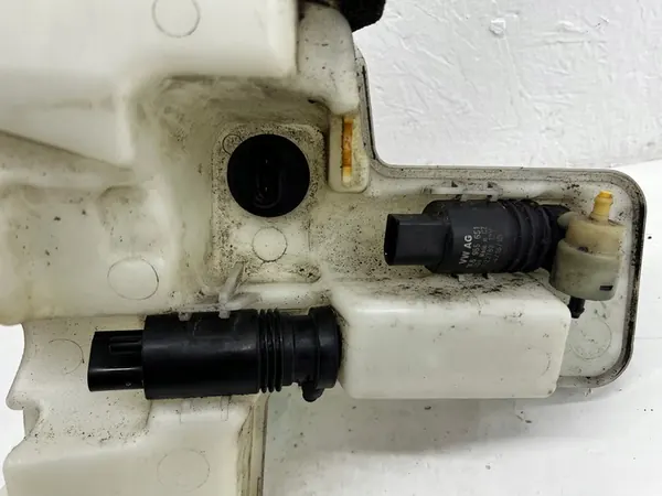 Täydellinen Pesuastia VW Passat B8 OE 3Q0955453A image 2