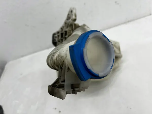 Täydellinen Pesuastia VW Passat B8 OE 3Q0955453A image 3