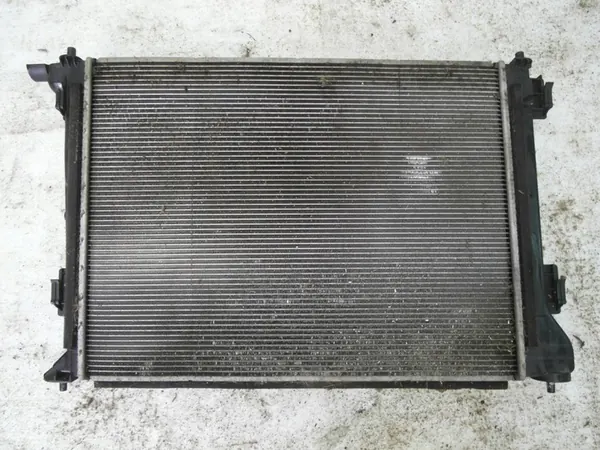 Kia OE 25310D7500 Radiador de agua image 4