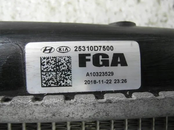 Kia OE 25310D7500 Radiador de agua image 5