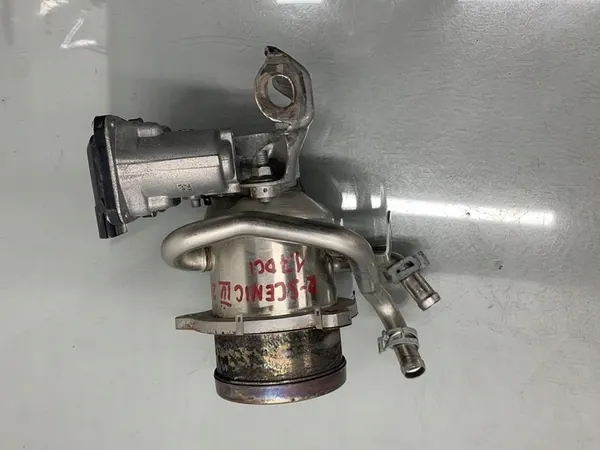 EGR-kaasujäähdytin Scenic IV Lift 1.7 Blue dCi image 3