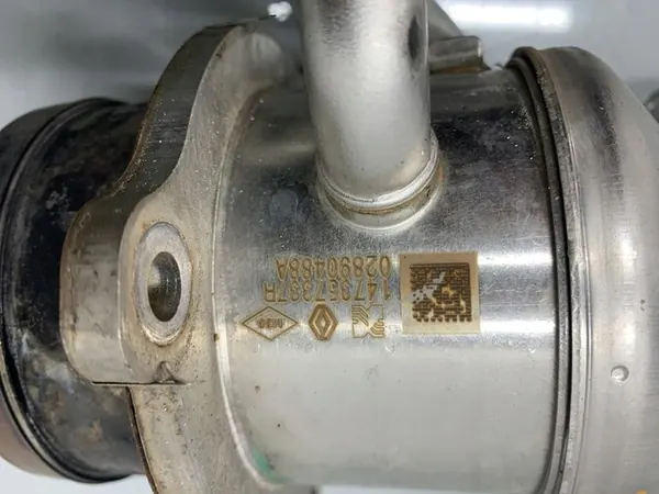 EGR-kaasujäähdytin Scenic IV Lift 1.7 Blue dCi image 6