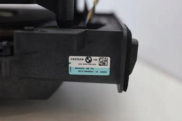 Amplificador de Altavoz BMW OEM 5A8796E3 - Usado image 3