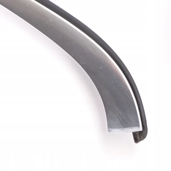 Rail Joint Vitre Avant Droit Mercedes W205 OEM A2057355900 image 7