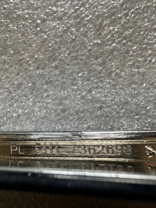 Yläpuskuri trimmi vasen BMW G11 G12 image 2