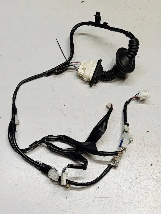 Toyota Yaris IV deur kabelboom OEM 82154K0051A image 2