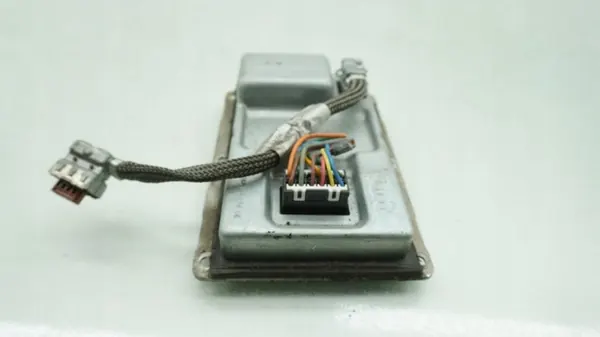 Convertisseur Lumière SAAB 9-5 OEM 73010137N - Occasion image 5
