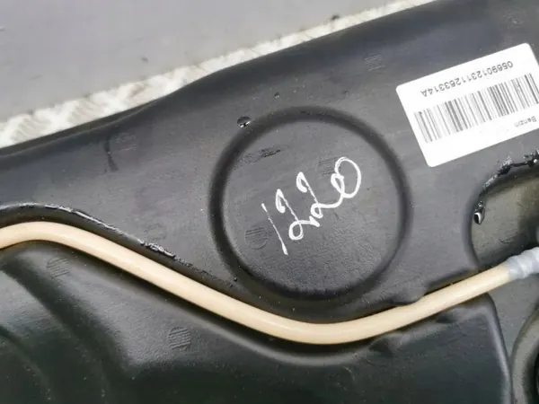 Skoda Octavia IV Bränsletank OEM 5WA201021MF image 5