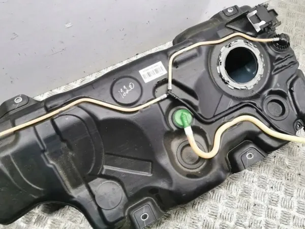 Skoda Octavia IV Bränsletank OEM 5WA201021MF image 8