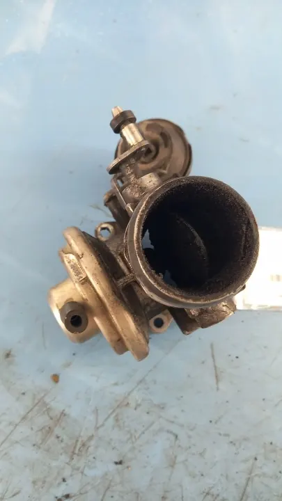 Válvula EGR OEM 038131501G para Audi A4 B6 1.9TDI image 3