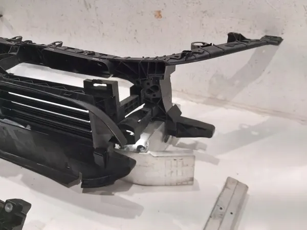 OEM A1776208010 Etuturvavyönkelain Mercedes A-luokka image 7