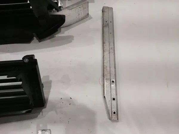 OEM A1776208010 Etuturvavyönkelain Mercedes A-luokka image 8