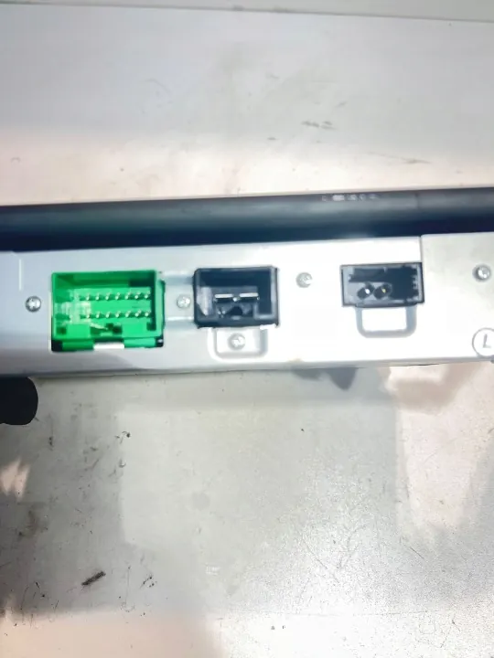 Volvo V40 Radioversterkermodule OEM 31384099 image 4