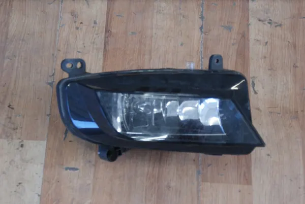 OEM 8K0941699B Farol de Nevoeiro Esquerdo Dianteiro Audi A4 B8 image 2