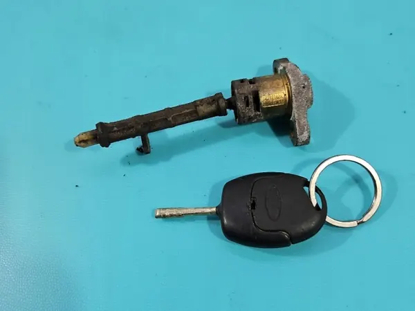 OEM IMPRK1555949 Ford Motorkapslot Gebruikt image 8