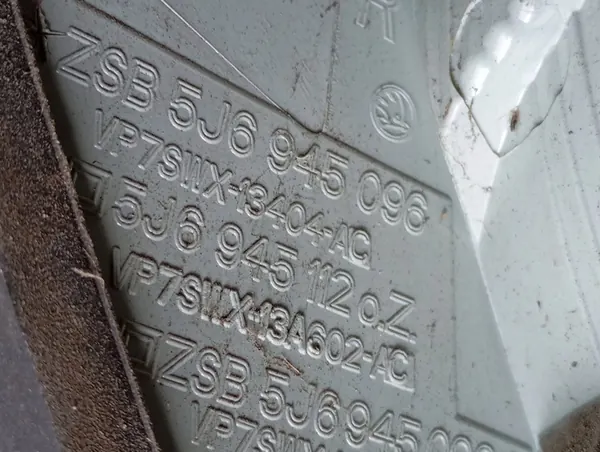 SKODA FABIA II Luz Trasera Derecha 5J6945096 image 3