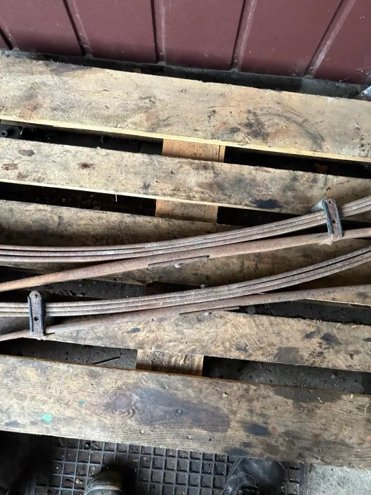 Ballestas traseras OEM RESORY TYŁ TYLNE para Nissan Navara image 4