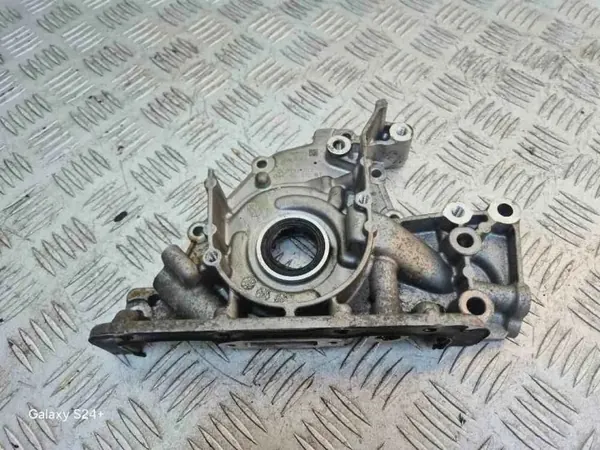 Bomba de aceite VW OEM 04E115105BT para Passat B8 2019 image 8