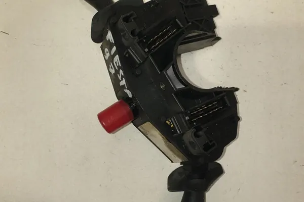 Manetki Ford Mondeo II Turnier 1997 93AG13350AC image 3