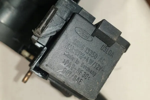 Manetki Ford Mondeo II Turnier 1997 93AG13350AC image 4