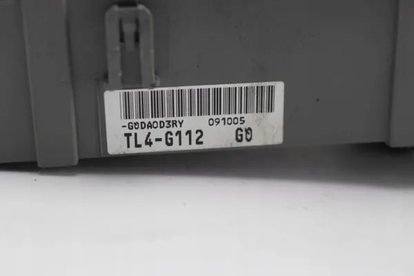 Caja de fusibles TL4-G112 para Honda Accord VIII 2008-2010 image 3