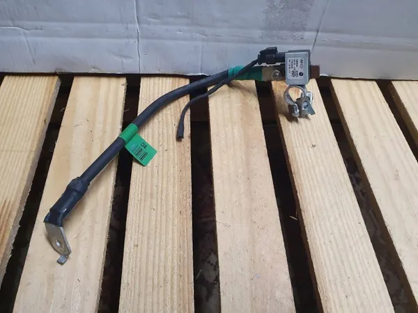 Minuspolsklämma OEM 37180D4500 för Kia Optima image 2