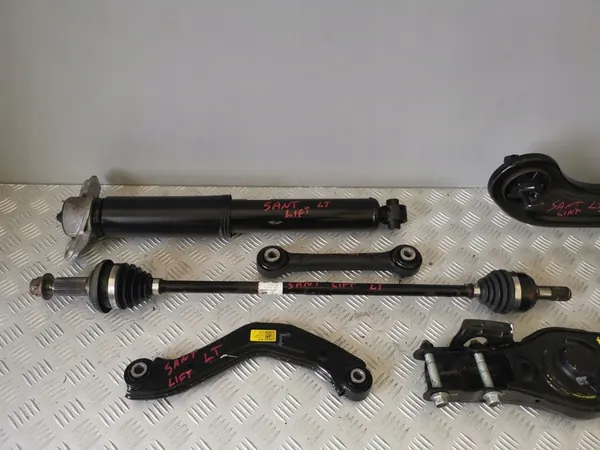 HYUNDAI SANTA FE IV LIFT 21- Assemblaggio sospensione posteriore sinistra image 2