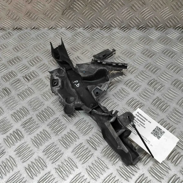 BMW 4 Coupé konepellitiiviste OEM 8058562 - Käytetty image 4