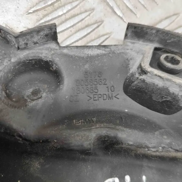 BMW 4 Coupé konepellitiiviste OEM 8058562 - Käytetty image 6