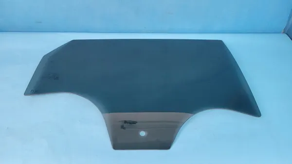 Vitre latérale droite arrière OEM 555000486AA Chery image 10