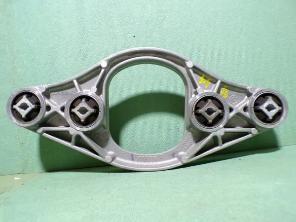 BMW M3 G80 G81 Differentieelbevestiging OEM 8090205 - Gebruikt image 2