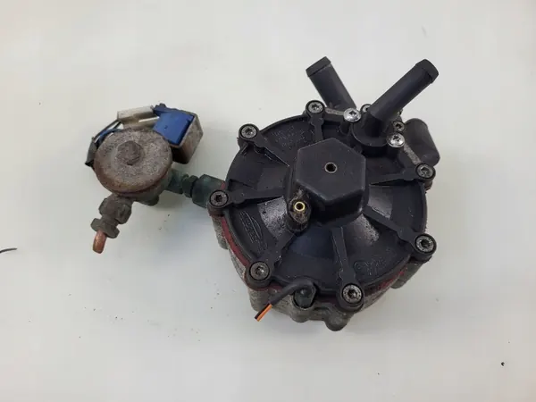 Régulateur de pression gaz OEM 67R-014619 - Occasion image 2
