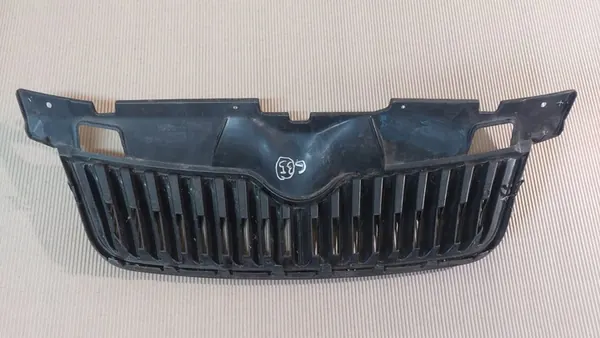 DPA Grill Chrome 5J0853668A image 2