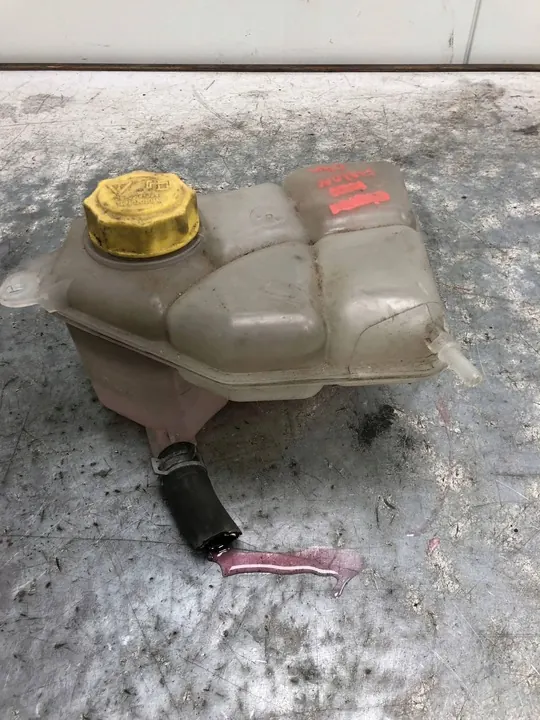 Erweiterungstank Ford Fusion 2S6H-8K218-AF image 2