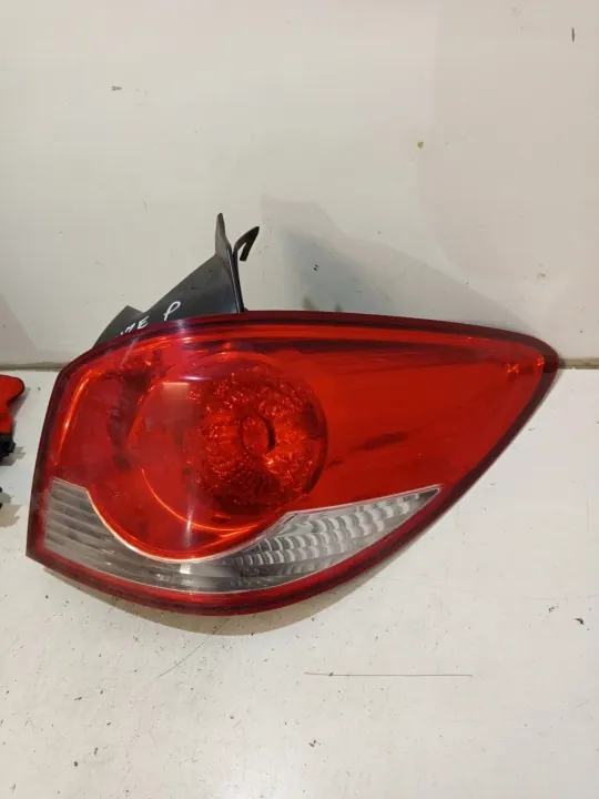 OEM CHEVROLET CRUZE HB 2012 Oikea Takavalo image 2