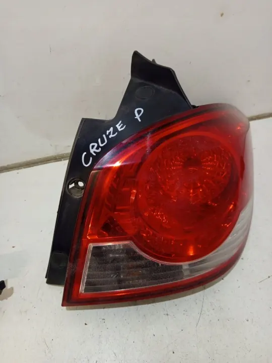 OEM CHEVROLET CRUZE HB 2012 Oikea Takavalo image 3
