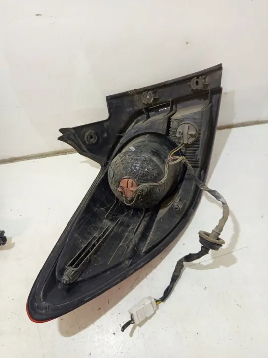 OEM CHEVROLET CRUZE HB 2012 Oikea Takavalo image 6