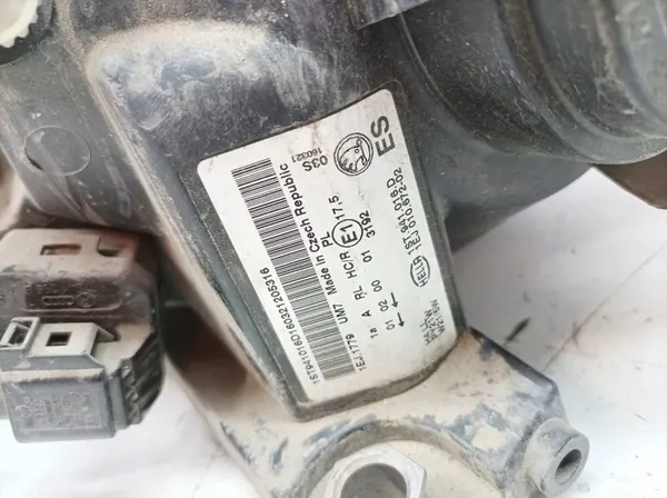 Oikea etuvalaisin Skoda Citigo I (2011- ) OEM 1ST941016D image 3