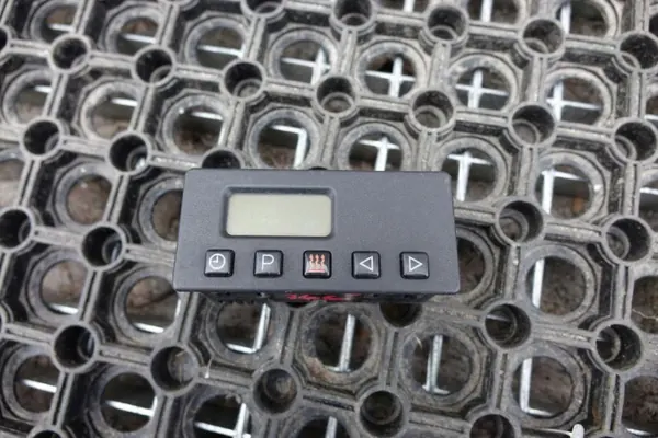 Webasto Controller Mercedes 0008272670 image 2