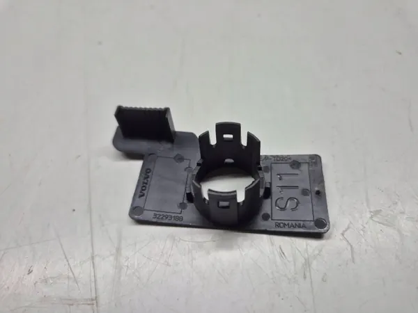 Halter Einparksensor hinten Volvo V90 32293188 image 2