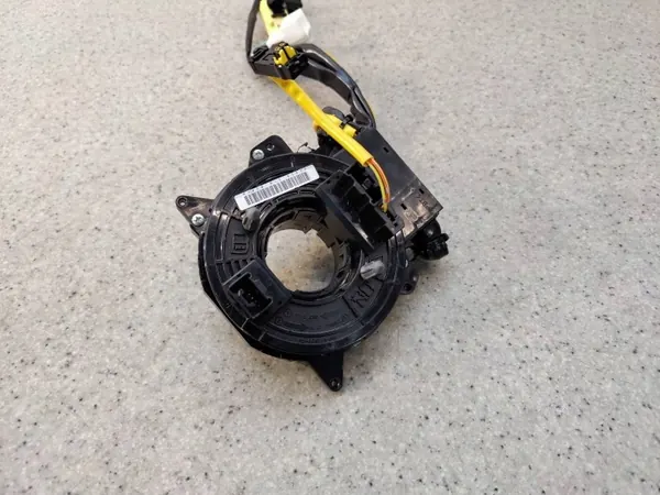 Retractor de cinturón OEM 27546AG010 para Subaru Forester III image 3