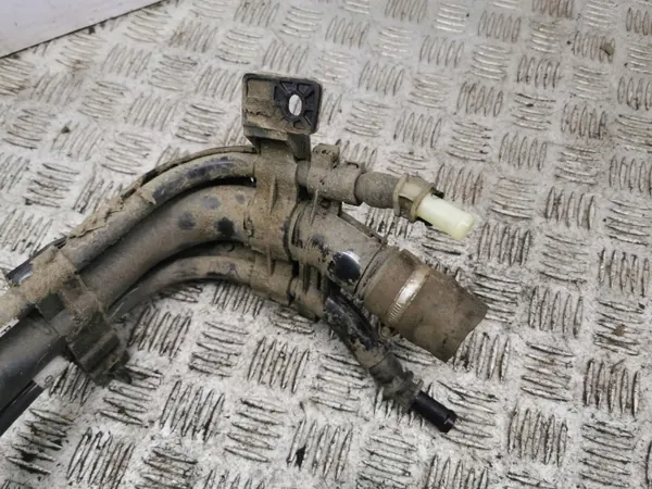 Kraftstoffeinlass Hyundai i30 2023 OEM AMD191760 image 6