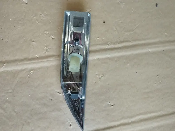 Indicador Esquerdo VW Transporter T6 Original 7E0949101E image 3