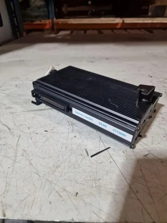 Saab 9-5 Aero I Harman Kardon Verstärker OEM 4713699 image 2