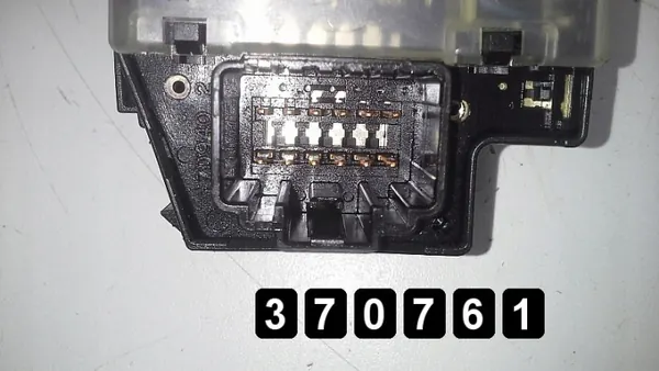 Interruptor Ford Focus OEM AM-370761 - Peça Usada image 5