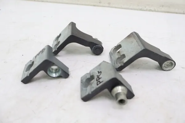 Dobradiça Porta Direita Dianteira Maserati Grecale OEM 1274738627 image 4